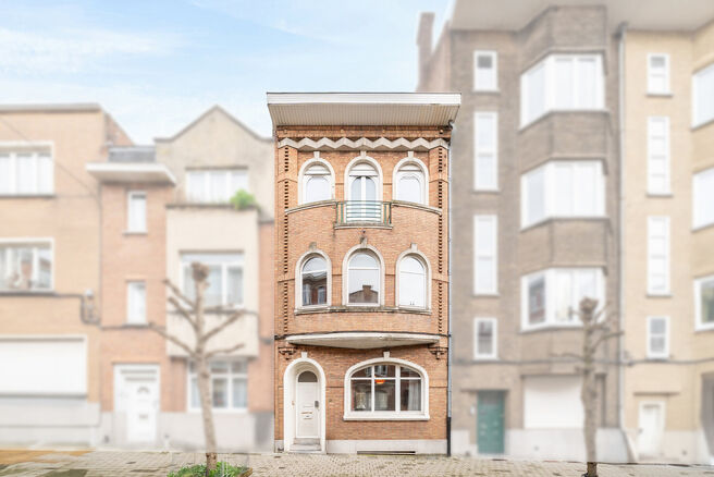 Appartementsgebouw te koop in Anderlecht