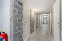 Dit instapklare appartement met 2 slaapkamers en 1 badkamer is rustig en residentieel gelegen, met een strategische ligging nabij openbaar vervoer en op korte afstand van het Elisabethpark.

Bij het betreden van het appartement komt men in de lichtrijke l