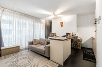 This recently built one-bedroom apartment enjoys an excellent location, directly opposite the trendy Canal district and close to Tour & Taxis and Rogier Square.

Located on the 3rd floor, the apartment features a southeast-facing terrace, ideal for enjoyi